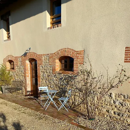 Gospodarstwo agroturystyczne La Ferme Des Tuileries Peronnas