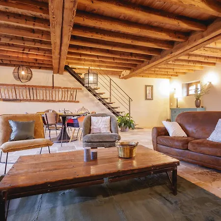 La Ferme Des Tuileries Farm stay