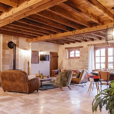 La Ferme Des Tuileries Farm stay